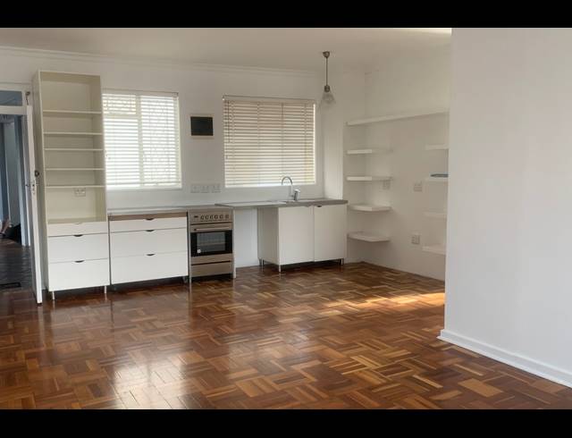 1.5 BEDROOM APARTMENT RENTED IN MORNINGSIDE